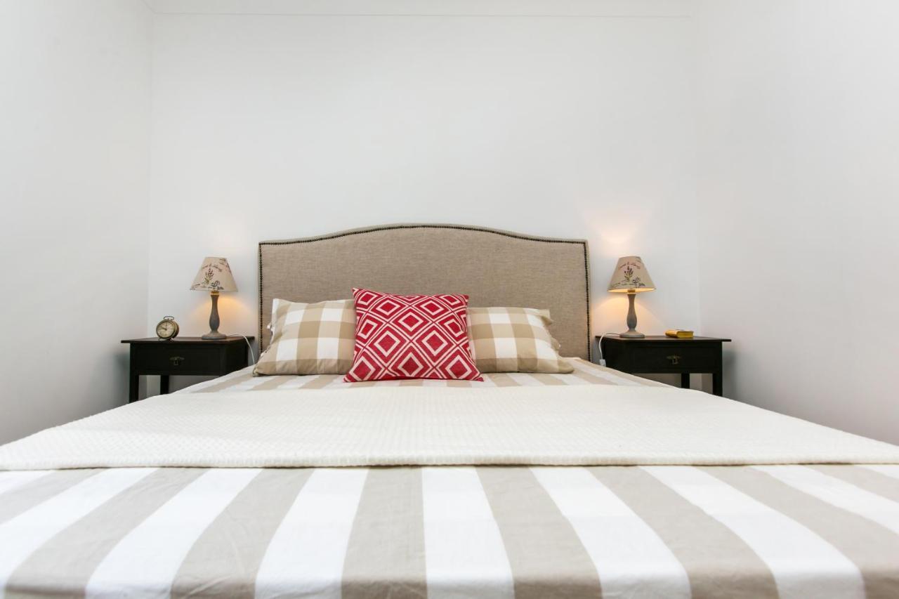 Belem! Charming 2 Bedroom Apartment W Terrace, Wifi & Free Street Parking Lisboa Extérieur photo
